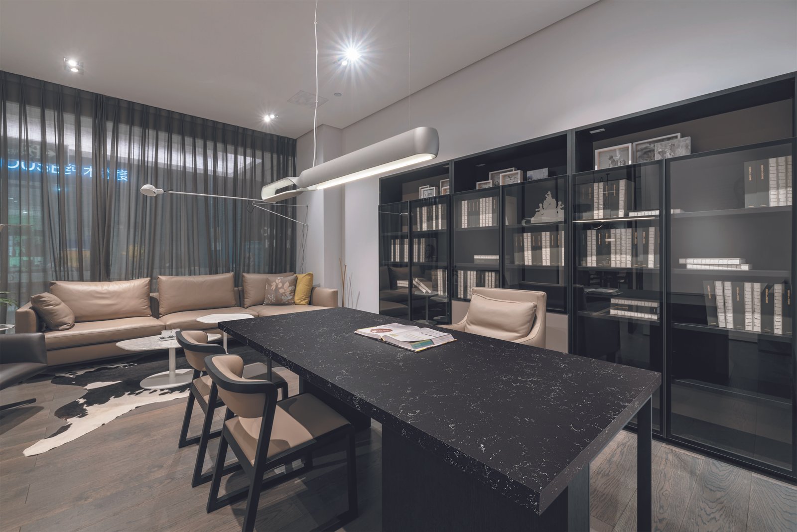 Image 2 of Carrara Noir